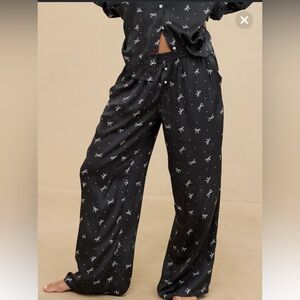 Aerie off-duty satin pajama set